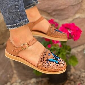 Fanny Artesanias Huaraches Butterfly ThemeBuckle Leather Sandal Brown Sze 7.5🌴